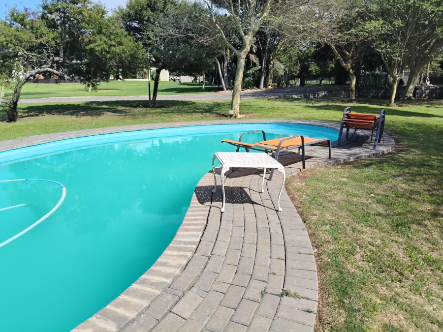 15 Bedroom Property for Sale in Kabeljauws Eastern Cape